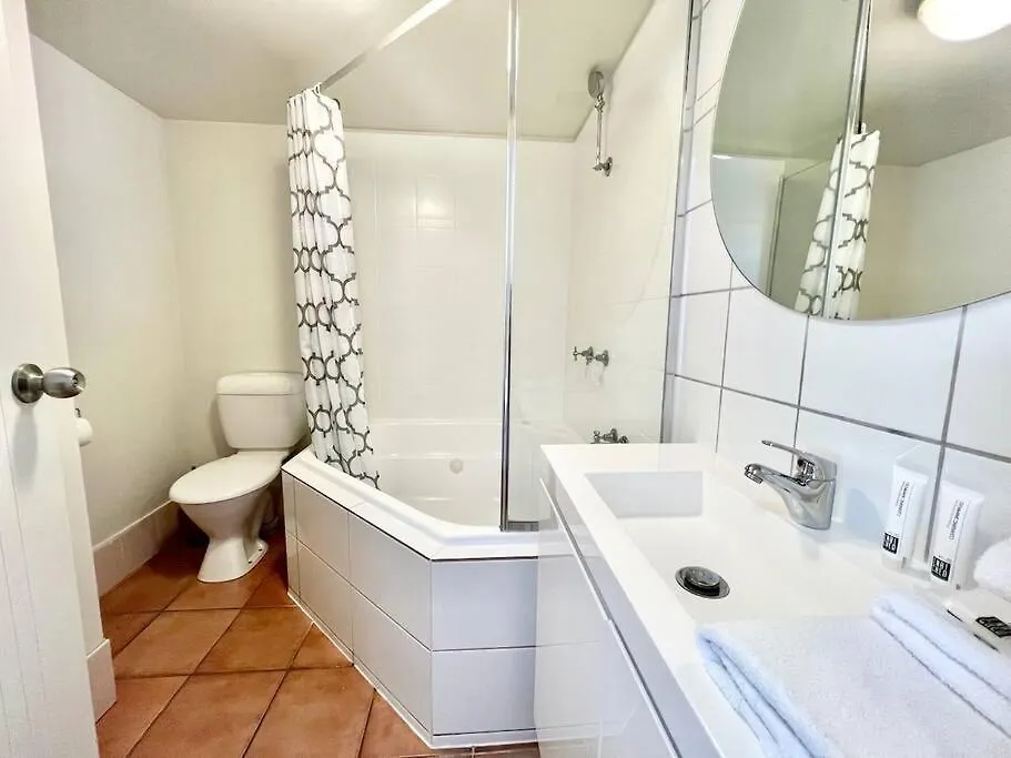 50 K Resort Surfers Paradise Gold Coast Apartment
