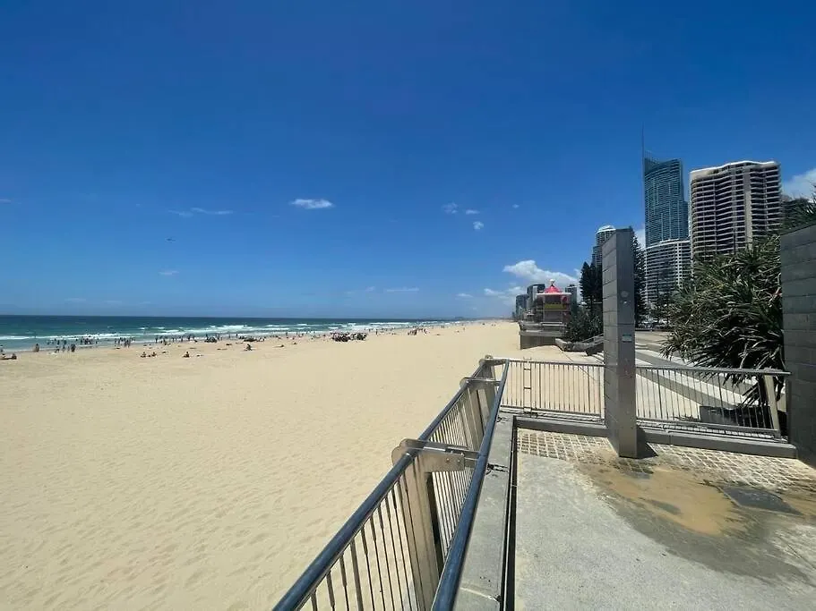 50 K Resort Surfers Paradise Gold Coast Apartment